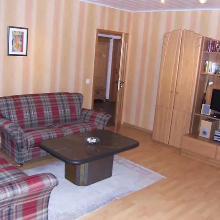 Im Schoenen Appartement *